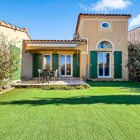 Villa Golf&piscine à *