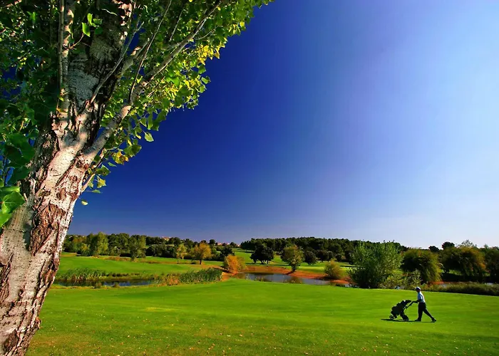 Golf&piscine à Appartamento *